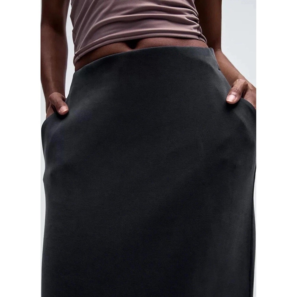 Lululemon Softstreme High Rise Midi Skirt, Retail $88 Washed Black Size 8 A Line - Picture 3 of 14
